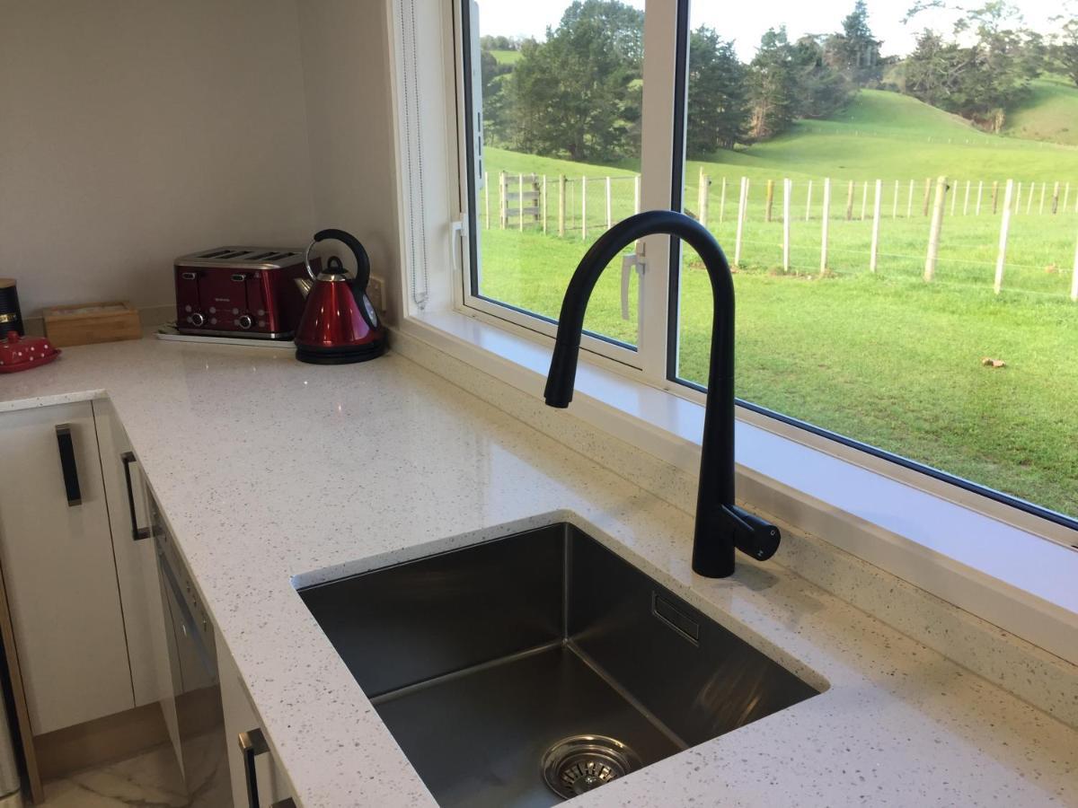 Veld View Bed And Breakfast Tuakau Екстериор снимка